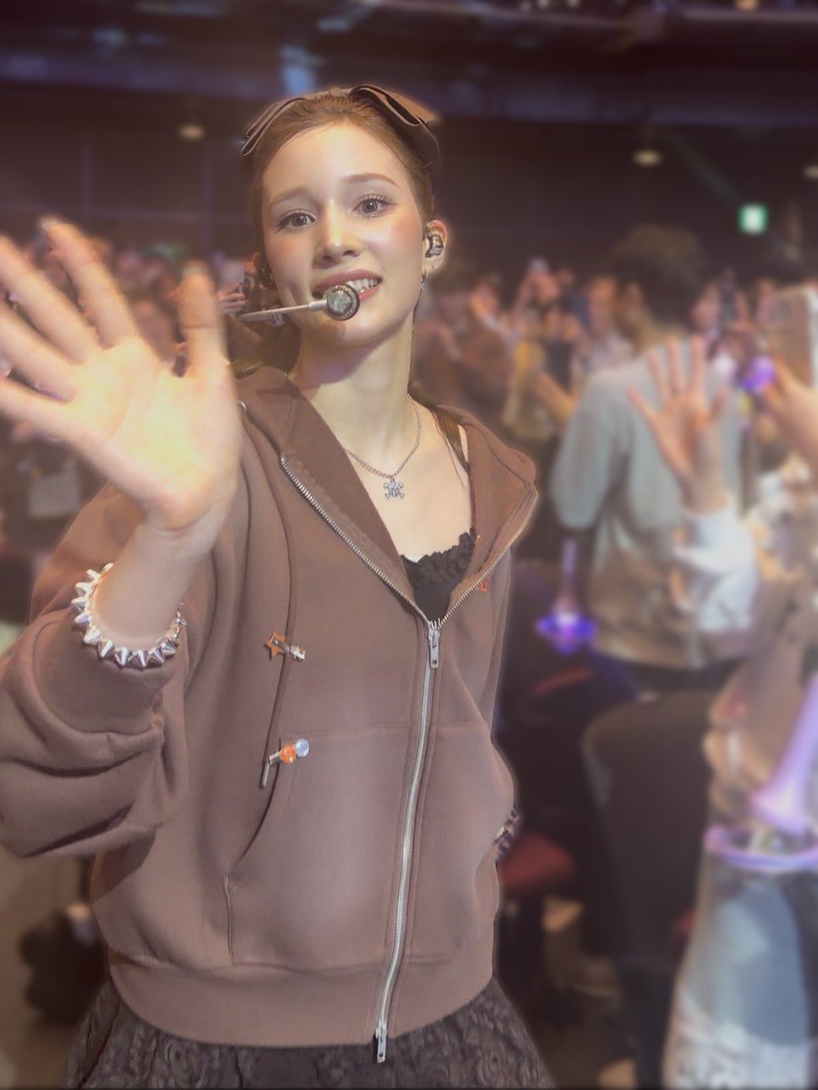 s4mys0's tweet photo. ヒエちゃんからの投げキス😘💕どの角度でも美しくて輝いてた🪄.⋆⟡

#Into_The_Orbit_Kep1asia https://t.co/TRUb7L7AuV
