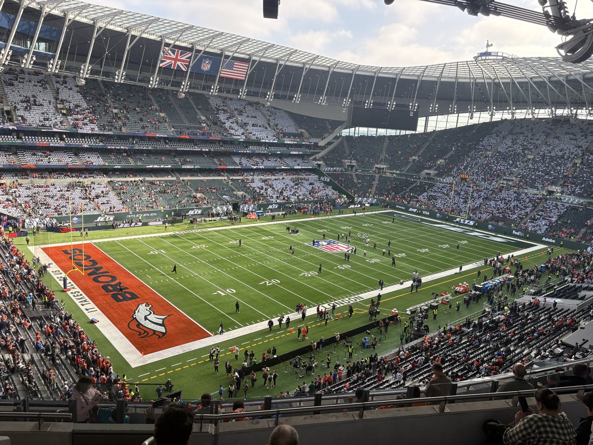 TimBuke's tweet image. Get on them early. Make it a party. @Broncos