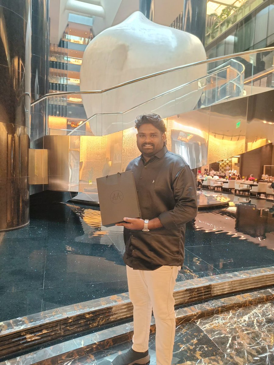 AIAFWAASF's tweet photo. Heartly Congratulations  @SrikanthGogarl3  Garu 🖤🫂🥳💐

  You appointed as Vice president for Telagana State Allu Arjun Fans Association 🤩🔥

@alluarjun @AAFAOnline 

#AlluArjun #AA22 #Pushpa https://t.co/LNcTc5d4KZ