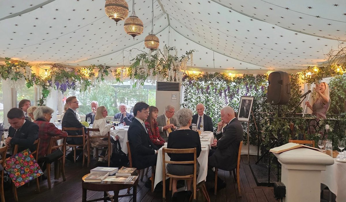 implmaterial's tweet image. 🇬🇧 🇵🇱 The Duke of Kent at 90 

On 10 October, TRH The Duke of Kent &amp;amp; Prince Michael of Kent attended a Luncheon at the Ognisko Polskie (Polish Hearth Club) organised by Barbara Kaczmarowska Hamilton in honour of The Duke of Kent’s 90th Birthday.

“During the event we sung “May he…