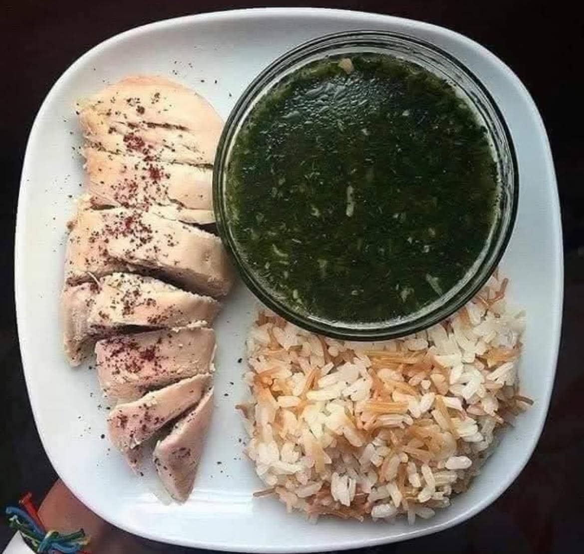 مهما كان قدامي انواع اكل كتير يفضل الطبق دا هو عشقي الاول ☝️
مين زيي؟ 😀🤔