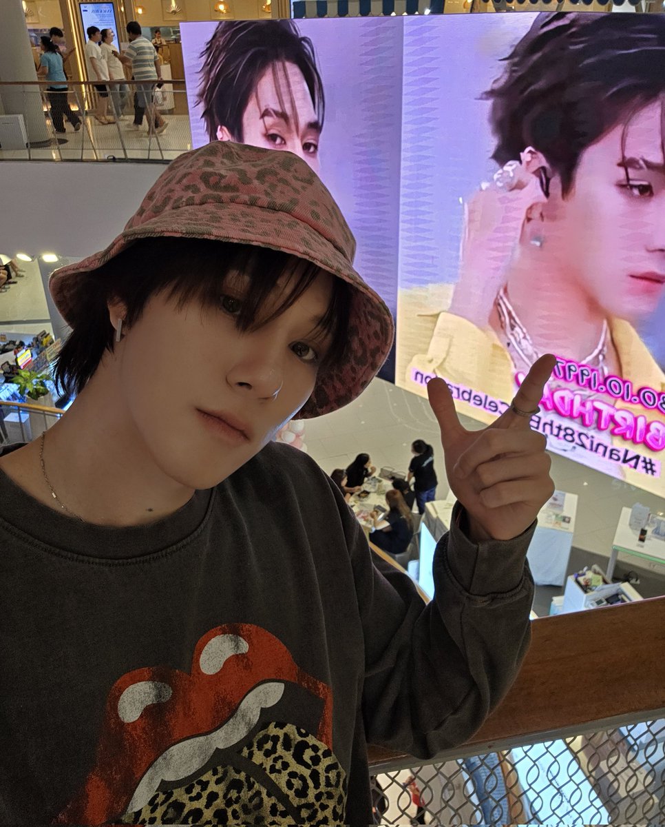 วันนี้ขอบคุณทุกคนที่มาหา นานิ ที่ชลบุรีวันนี้ด้วยนะครับและทีมหน้าจอสี่เหลี่ยมน้า และโปรเจควันเกิด นะครับน่ารักมากดีใจมากขอบคุณทุกอย่างที่ตั้งใจทำให้นะครับ เดินทางกลับบ้านปลอดภัยน้า ขอบคุณจริงๆนะครับ นานิมีความสุขทุกครั้งที่ได้เจอทุกคนนะครับไว้มาเจอกันอีกครับ
🙏🏻🫶🥹🤍

NANI HOUR