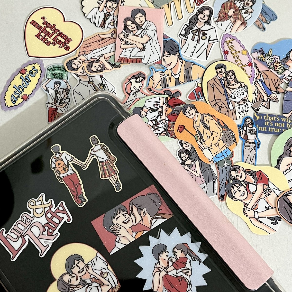 🪷MINAMAHAL #ASHDRES 
STICKER SET by aguuupy

PHP 160 (+sf)
📅 doo: 10/15 (may close early)
🛒 dop: TBA

pre-order link form:
openlink.co/aguuupy
