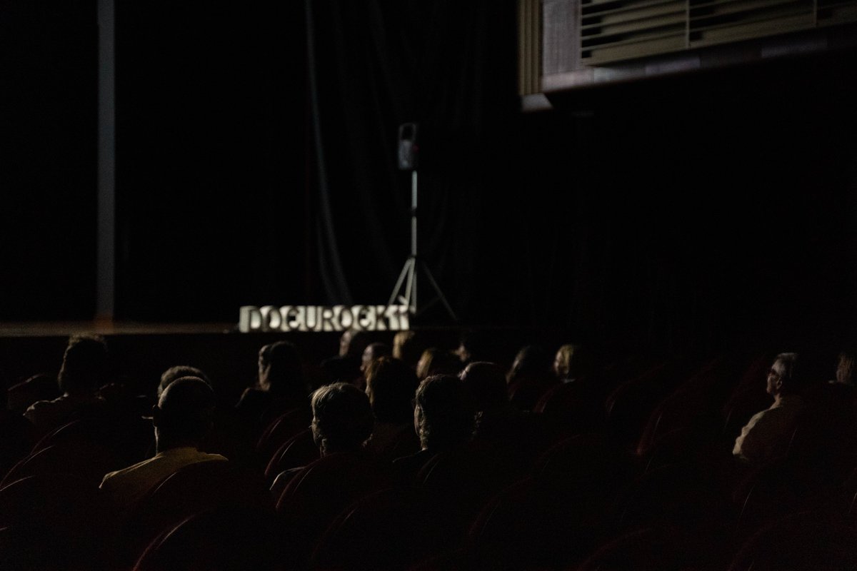 Imágenes del concierto de Kim Simmons y Kiko Castro, y de la proyección de "One to One: John Lennon y Yoko Ono", ganadora de la Púa de Oro de DocuRock 11, ayer en el teatro Príncipe Felipe de Tegueste.
<a href="/CabildoTenerife/">Cabildo de Tenerife</a> <a href="/culturamania/">Culturamanía</a> <a href="/arteriafilms/">Arteria Films Studios™</a> #ICDC #docurock