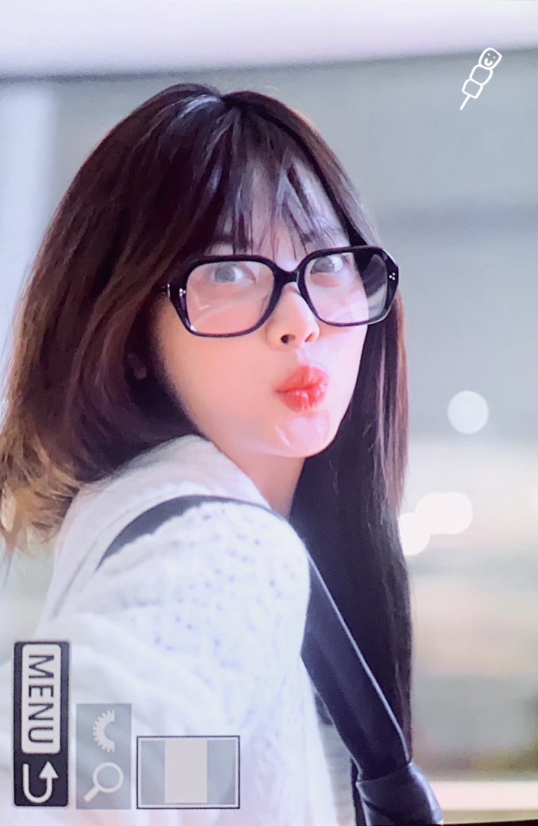 marshmallow_hec's tweet image. 251012

안경귀여오😗🤍

#르세라핌 #홍은채 #은채 #ウンチェ
#LE_SSERAFIM #HONGEUNCHAE