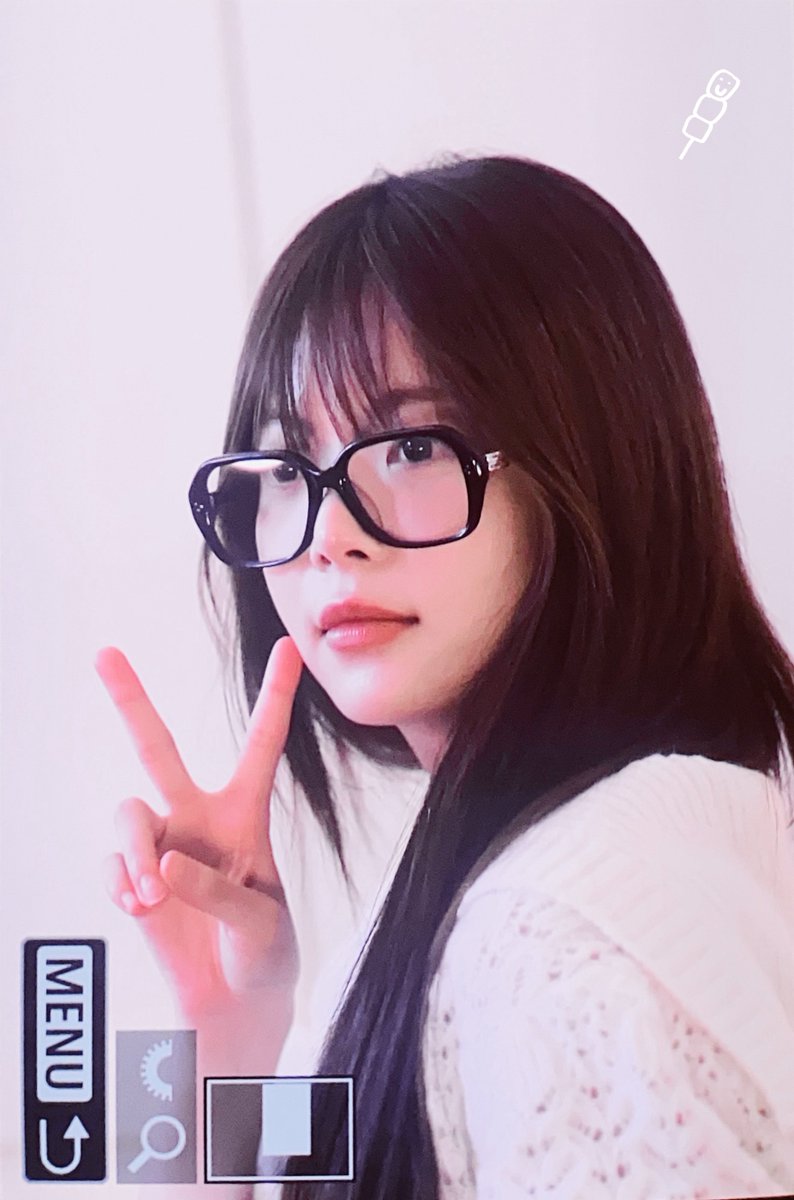 marshmallow_hec's tweet image. 251012

안경귀여오😗🤍

#르세라핌 #홍은채 #은채 #ウンチェ
#LE_SSERAFIM #HONGEUNCHAE
