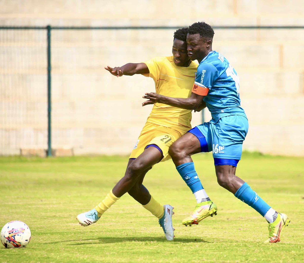 James Bogere got on the scoresheet for the Uganda Cubs in a 2-1 loss to <a href="/KCCAFC/">KCCA FC</a> in a warm-up game on Friday at FUFA Stadium, Kadiba, as the team stepped up preparations for next month’s FIFA U-17 World Cup in Qatar.

Read more 👇🏿

#GoLocal⚽
nnalubaalesports.com/bogere-on-targ…