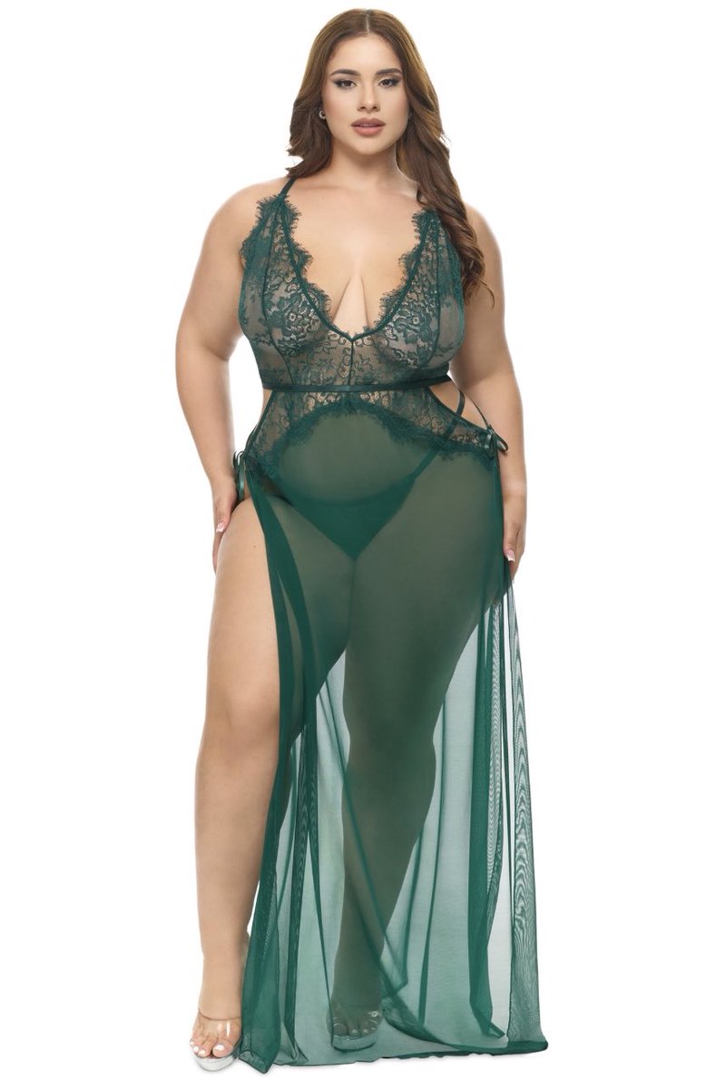 Curvynlingerie's tweet image. Happy Sunday! 🧡
Bring some romance in our lovely cami gown
curvynbeautiful.com/products/plus-…
#plussize #sundayvibes