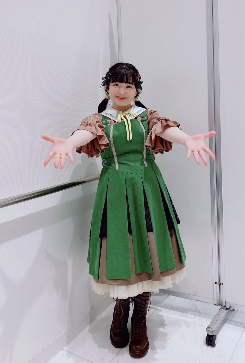 ミリオンライブ12th DAY2 Let’s Sing!ありがとうございましたー！
音楽教室だからこそ、新しい挑戦がいっぱいの今回のライブ。
大変な事も多かったけど、その分プロデューサーさんが楽しんでくれたならとっても嬉しいです！

#ミリオン12th_day2