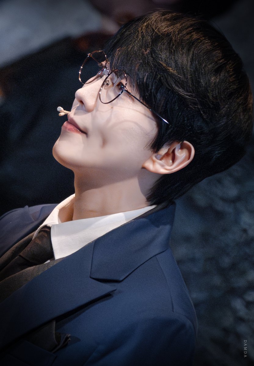 2025.10.12(일)
라흐마니노프 스페셜 커튼콜데이

M4. 모스크바 음악원

니콜라이 달 #김재범 

"희미해진 기억 속에 행복한 미소 짓는 그 시절의 나."