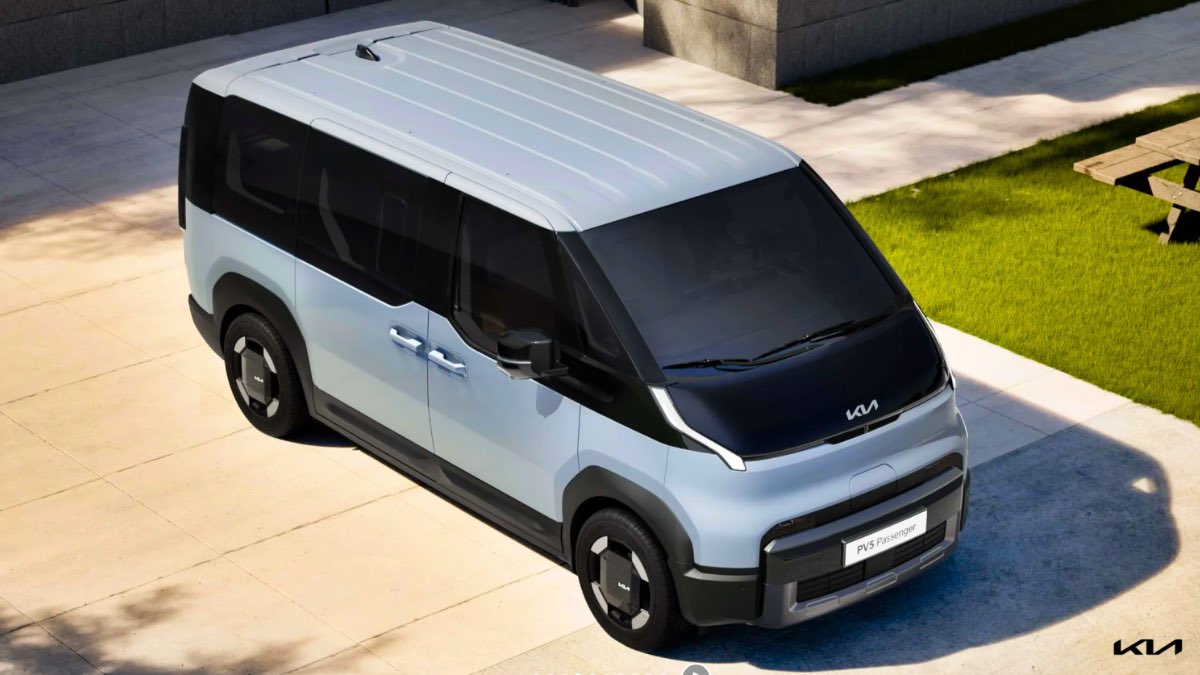 SHUBH143Fz's tweet image. For families, fleets, and future thinkers:

Kia PV5 Passenger
 ⚡ Up to 400 km range 🛻 Flat floor + sliding doors 🔌 Fast charge in 30 mins 👥 Seats 6 comfortably

This van works and wows.
 #Kia #EVVan #NextLevelTravel #kiapv5 #pv5