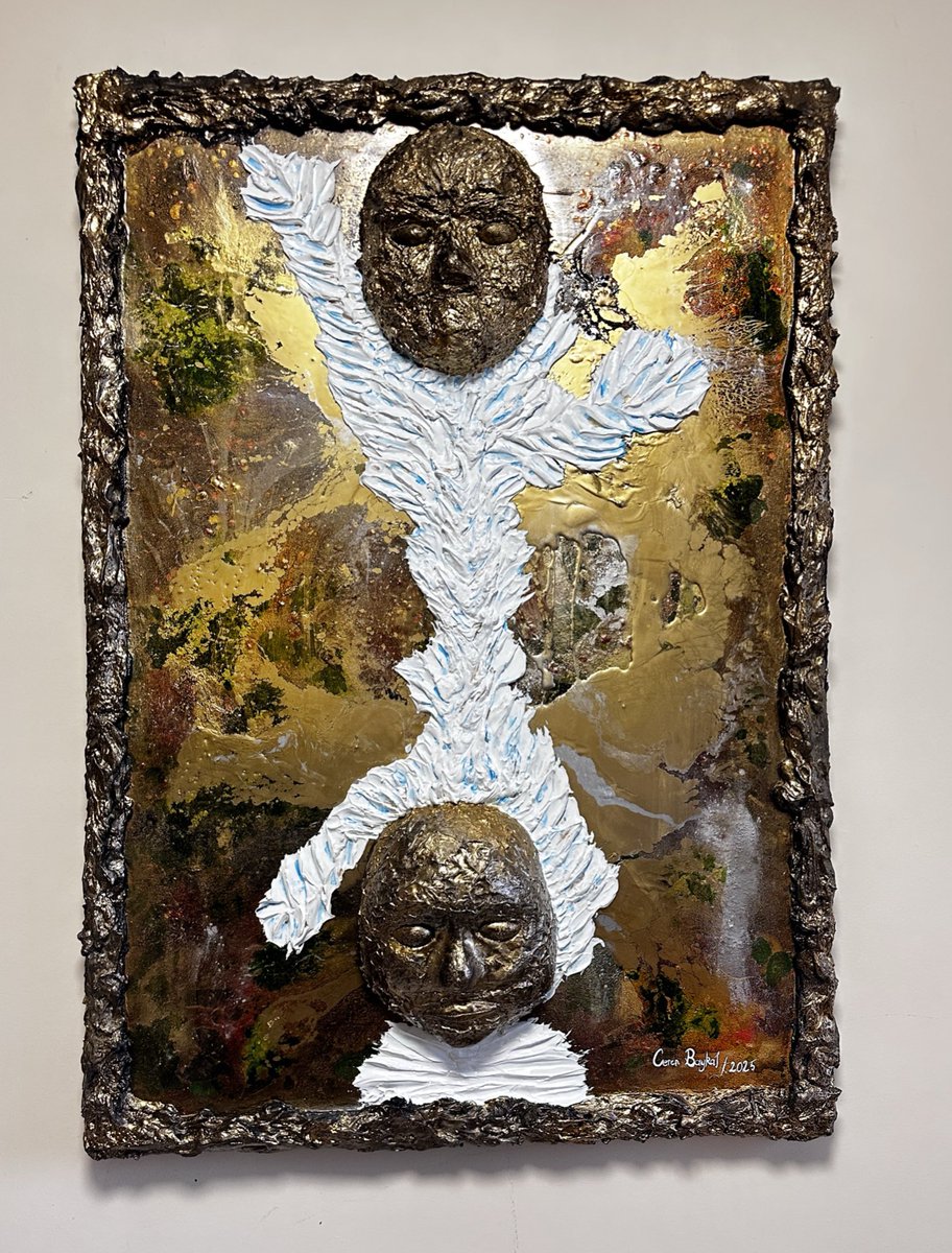 crnbykal's tweet image. Catharsis 65*100 
Maskeler, kenar çerçeveleri ve beyaz doku rölyef,
ilk katman akrilik ikinci katman epoksi ile yapılmıştır. 
Ana renk Gold Krom’dur.  #specialcollections