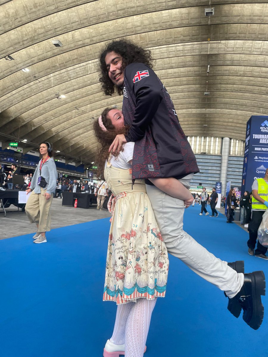 blazingnebula tweet media