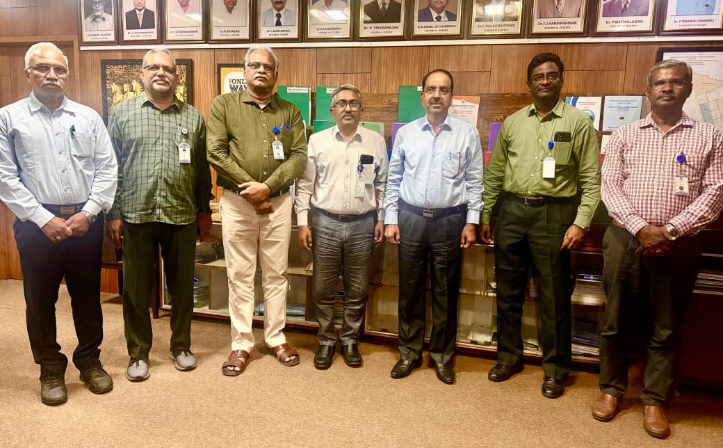 Dr. B.N.Tripathi, Vice-Chancellor, SKUAST-Jammu  @ the Clinical and NAHEP LAB facilities at MVC, Chennai on 10/10/25. Met University Officers of TANUVAS, headed by Registrar &amp; VC i/c, regarding Research Collaborations .