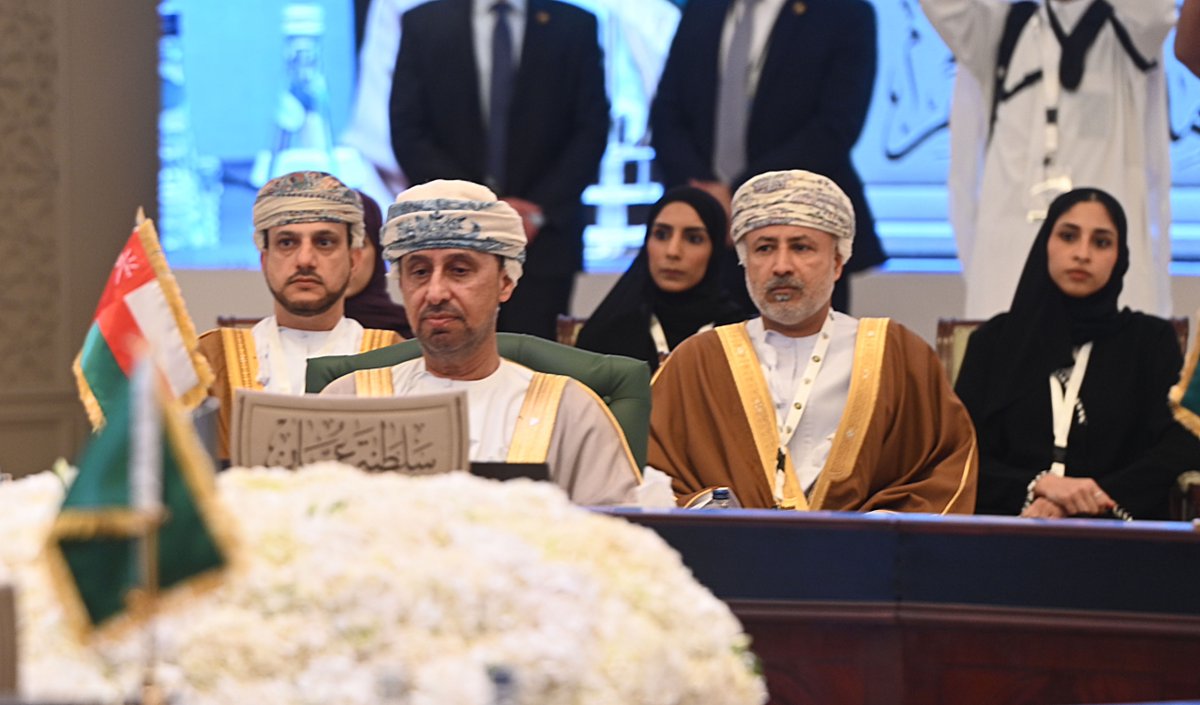 ONA_eng's tweet image. The Sultanate of #Oman participates in the 35th meeting of #GCC Justice Ministers, convened in #Kuwait. The ministerial gathering addresses several initiatives aimed at strengthening legal and judicial collaboration across GCC nations.
n9.cl/hcrwz