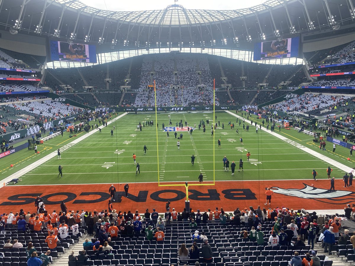 James (also on the butterfly) tweet media