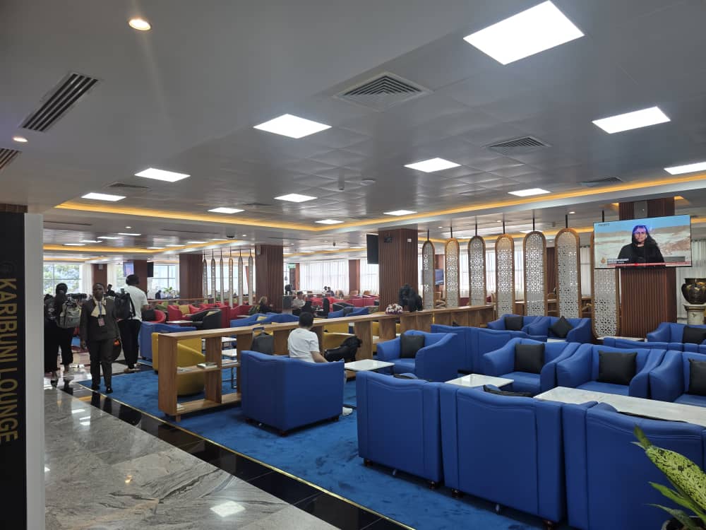GideonSsekidde's tweet image. Entebbe International Airport just leveled up! The new business class lounge is a game-changer, elevating Uganda&apos;s aviation standards. Kudos to CAA &amp;amp; Ministry of Works and Transport! #BusinessClass #EntebbeAirport #UgandaAviation
#GoldenPosts