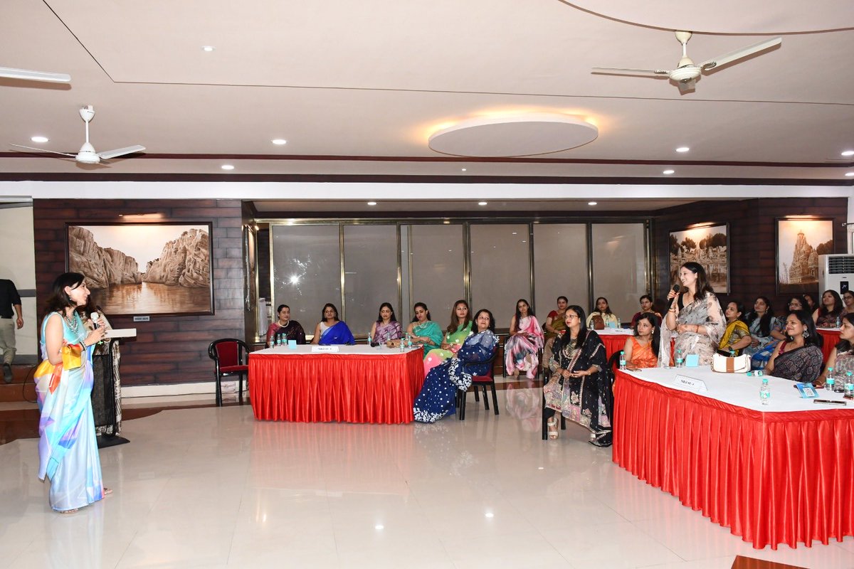 ia_awc's tweet image. #AWC's interactive session with Ms Geetika Lidder inspires & broadens the horizons of army spouses, boosting their confidence to navigate challenges & thrive in multifaceted roles.
@adgpi @artrac_ia @OfficialAwwa