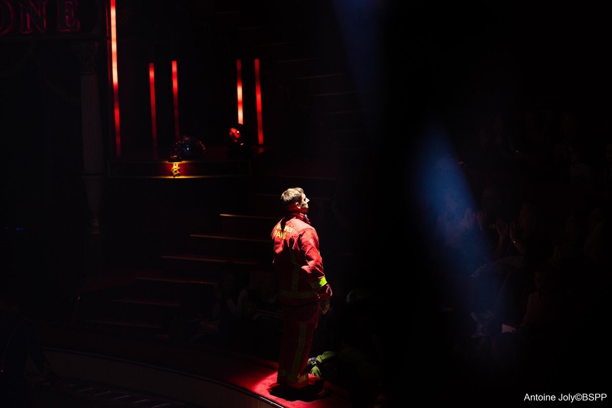 PompiersParis's tweet image. 📸 Retour en images sur la grande première du Cirque Bouglione !

Nos sapeurs-pompiers de Paris étaient sur scène pour un show impressionnant, engagé et plein d’énergie ! 🔥

Une belle occasion de mettre en lumière les valeurs qui nous animent : esprit d’équipe, rigueur et…