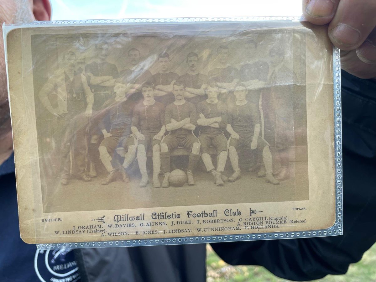 cabbiewalks's tweet image. Never know what might turn up on one of our Millwall History &amp;amp; Heritage Tours.
