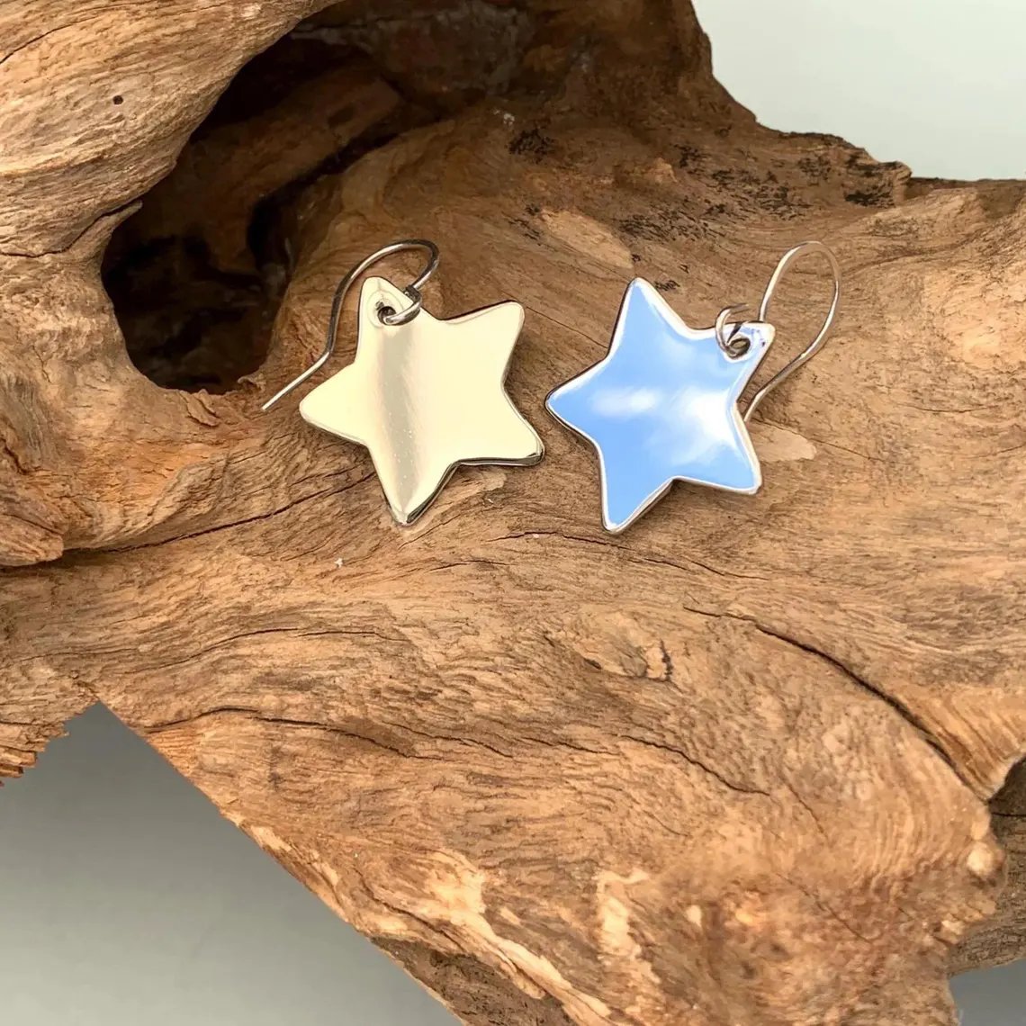 EarringsOfGem's tweet photo. These handmade earrings feature a polished star silhouette design, crafted from durable German silver with sterling silver hooks for everyday comfort.
Purchase via Etsy: https://t.co/cOYDZNGib6
#traditionallymade #handcut #polished #germansilver #sterlingilver https://t.co/IYL88ZRYj8