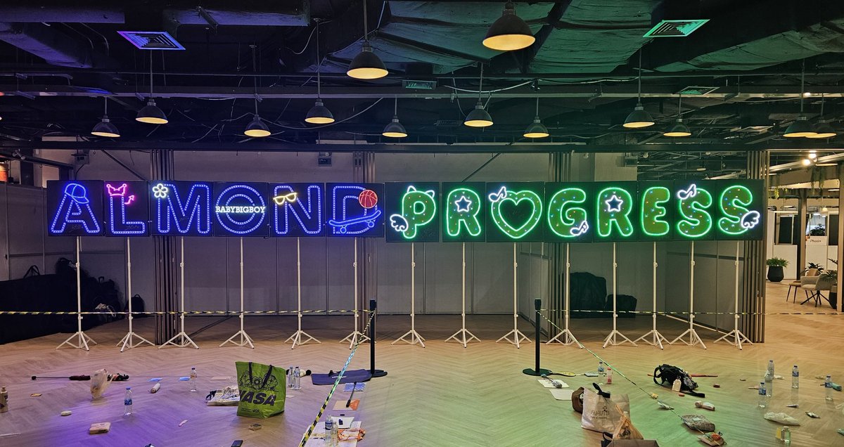 MondPro_PH's tweet image. Blue and green are always so perfect together, they just complement each other so beautifully!💙💚

ALMOND PROGRESS FANSIGN
#GMMTVFANIVALxAlmondProgress
#AlmondProgress