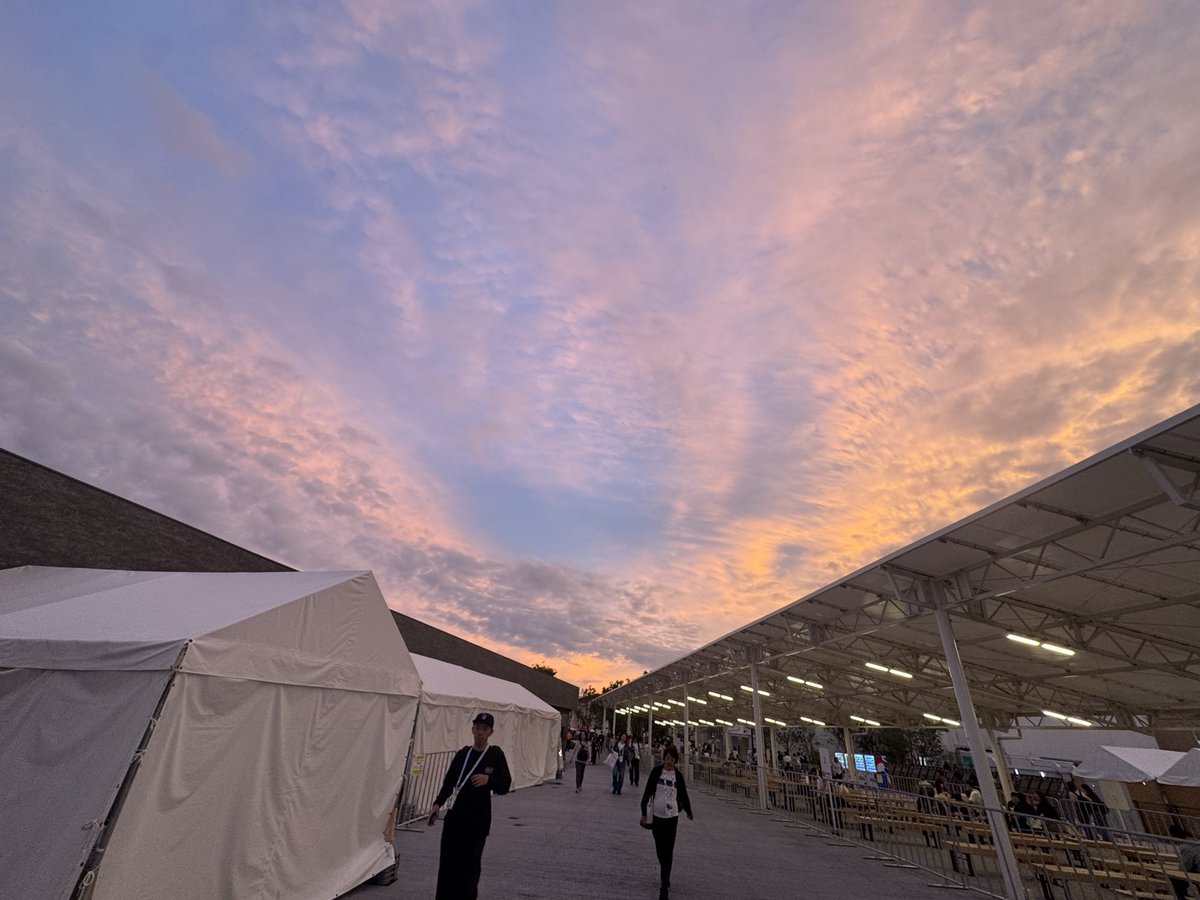 夢島が砂漠だった頃から何も変わらない夕焼け