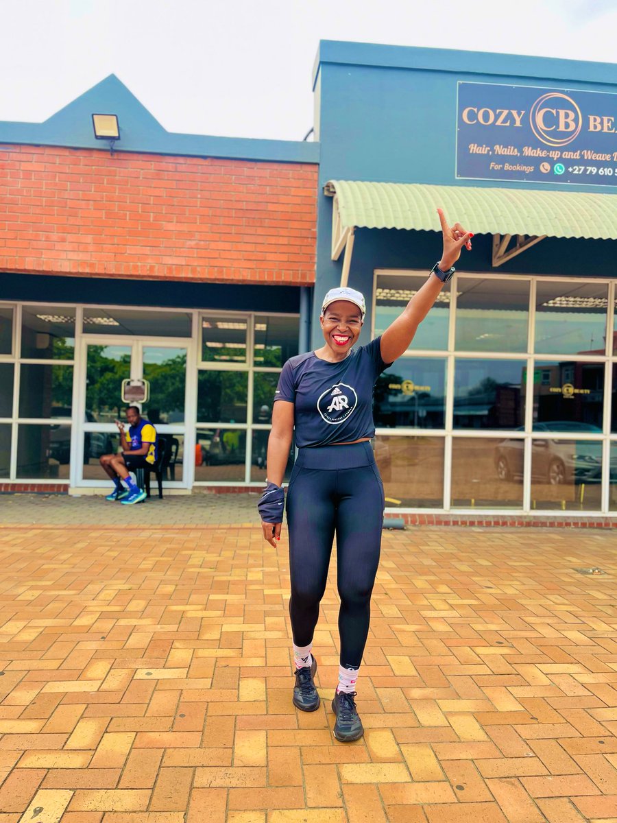 mawelly05's tweet image. The goal of a recovery run is to move your legs without adding extra stress. No stress, no spikes, just gentle movement and deep conditioning. #RecoveryRun #EnduranceQueen #CapeTownMarathon #Running #Training