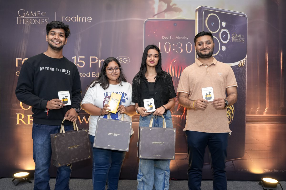 realmeIndia's tweet photo. When dragons meet die-hard fans, magic ignites.

The Real Power Night at Ahmedabad’s iconic realme Flagship Store, Shyamal, saw fans unbox the #realme15Pro GOT Edition in a night filled with cheers, and fire-forged excitement.

Buy Now: https://t.co/unyNnYVsPI

#OwnYourRealPower #GameofThronesPhone