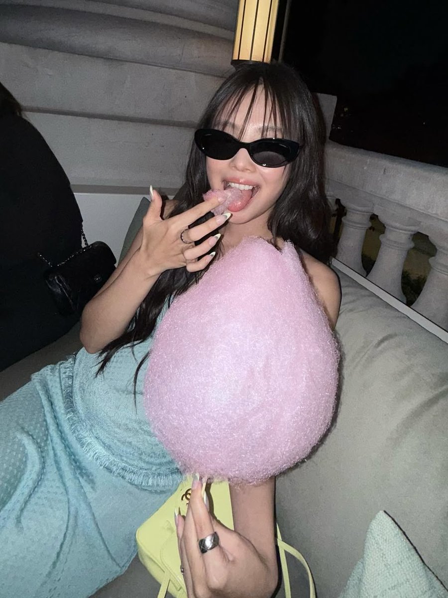 jennie (@jenniepics) on Twitter photo 