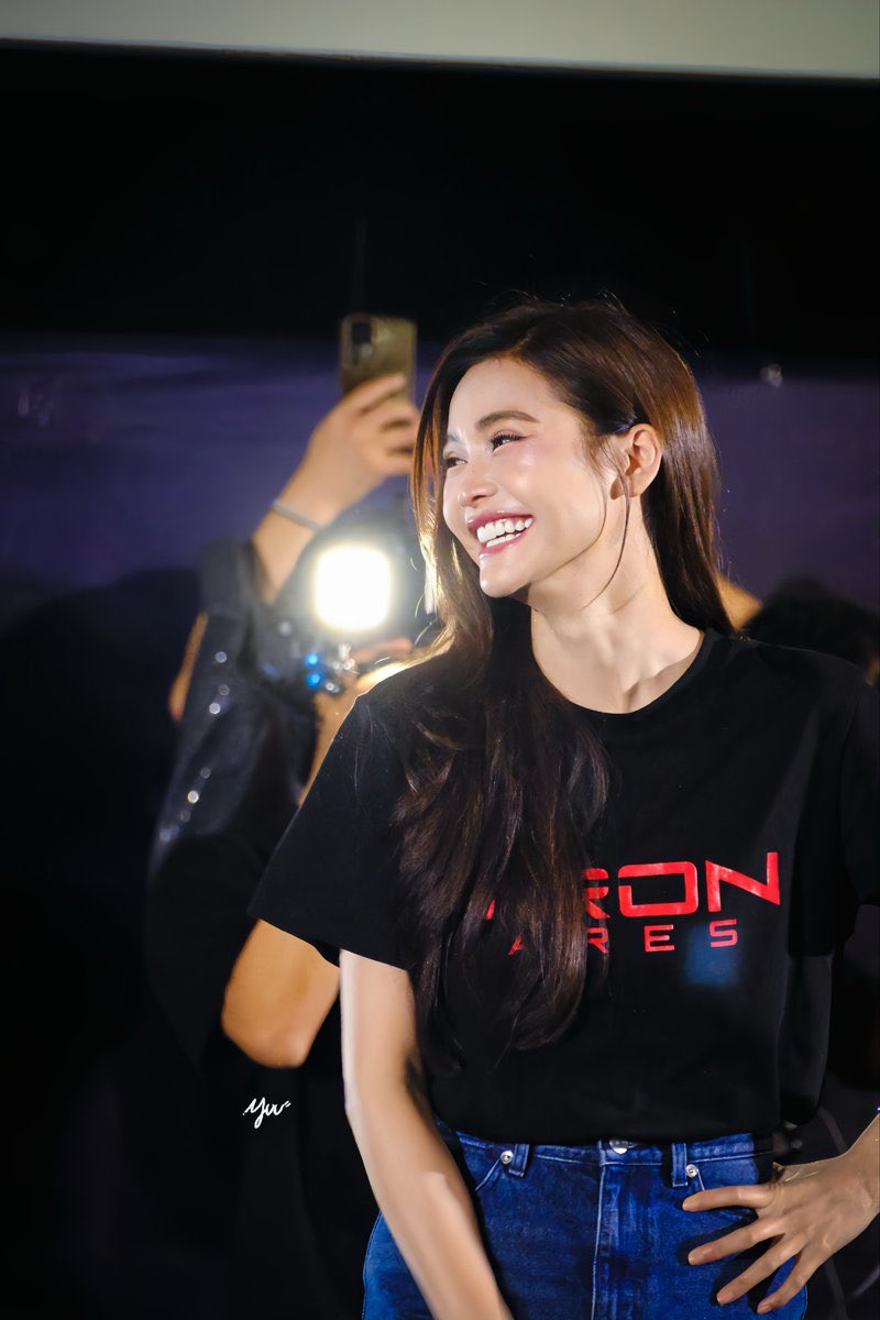 Kaezazaza's tweet image. ใจฉัน🫠

MAJOR X EL TRON ARES
#TronAresTHxENGLOT 
#อิงฟ้ามหาชน #EngfaWaraha