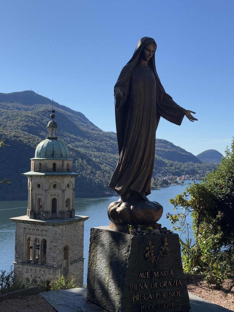 Lucija0124's tweet image. Some places simply calm the soul，no noise, just peace

#alpinevibes #eveninglights #quietplaces