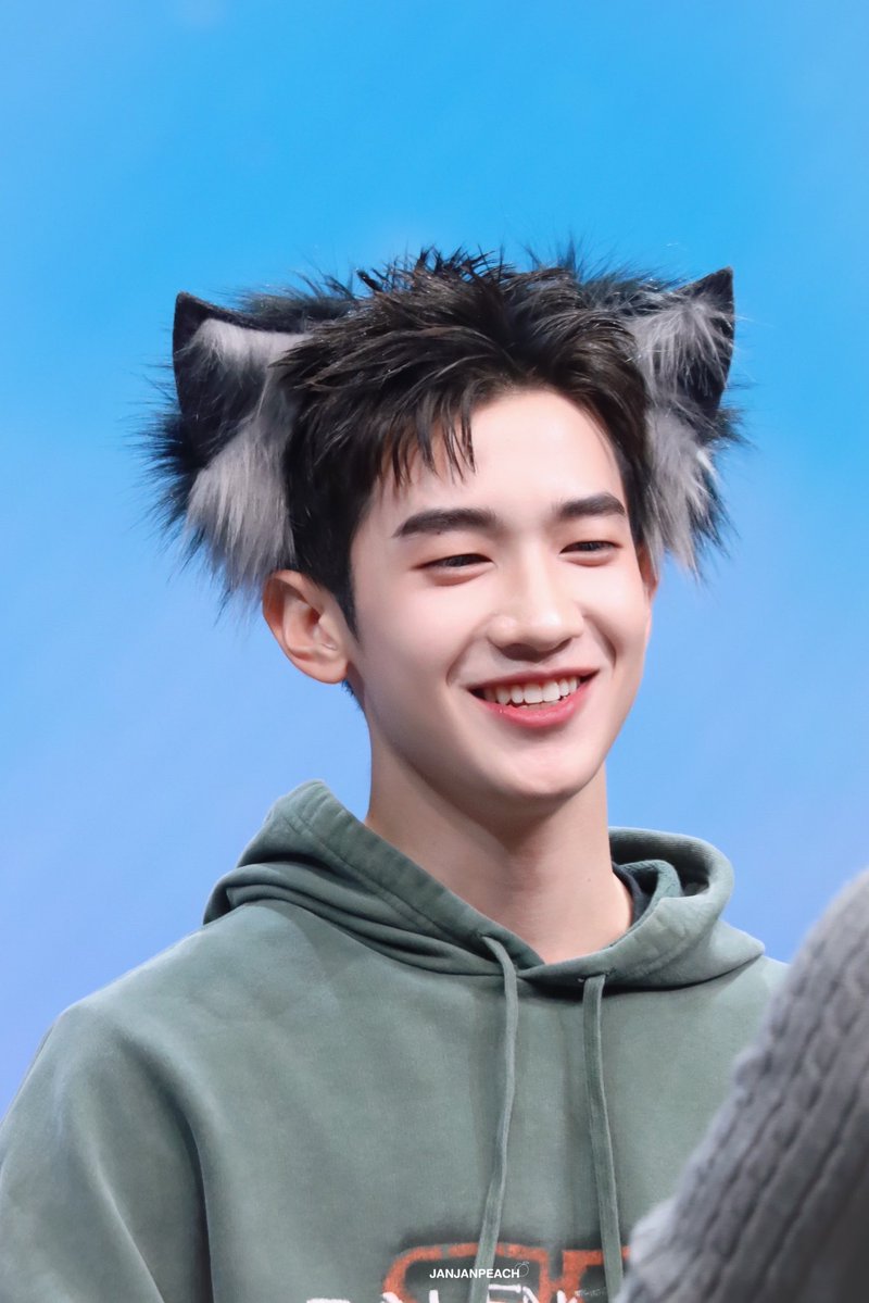 🐈‍⬛🐈‍⬛

ALMOND PROGRESS FANSIGN

#GMMTVFANIVALxAlmondProgress
#ProgressPassawish