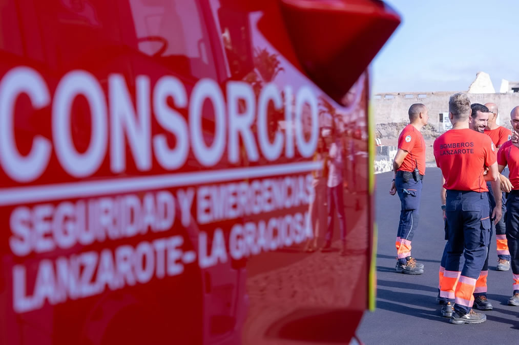 ⚫️⚫️ Body of 62-year-old man found floating in #Lanzarote  marina
 🆘 A passer-by spotted the body near one of the pontoons and raised the alarm…

canarianweekly.com/posts/Body-of-…