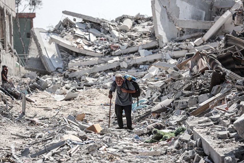 Survivant de l'Holocauste palestinien. 

Nous n'oublierons jamais. Plus jamais ça. #FreePalestine