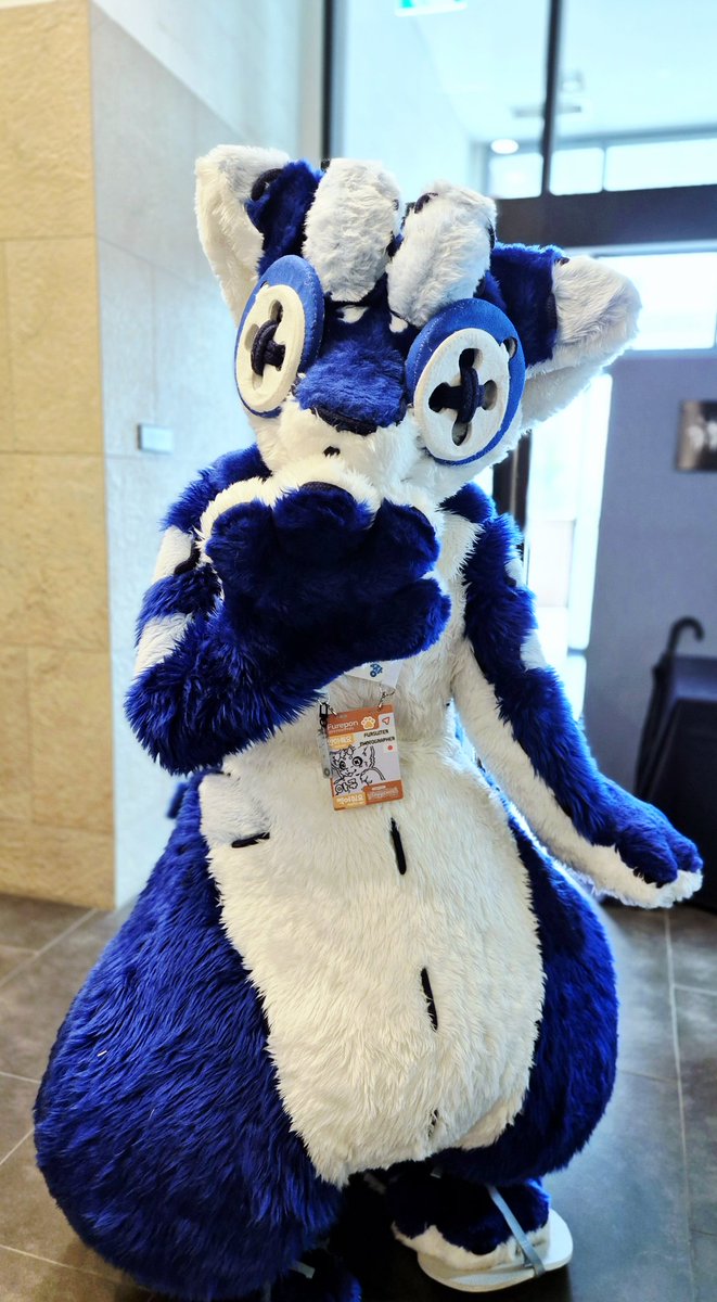 251012

일본 분! 단추 눈이 코렐라인 생각나고 좋았어여!