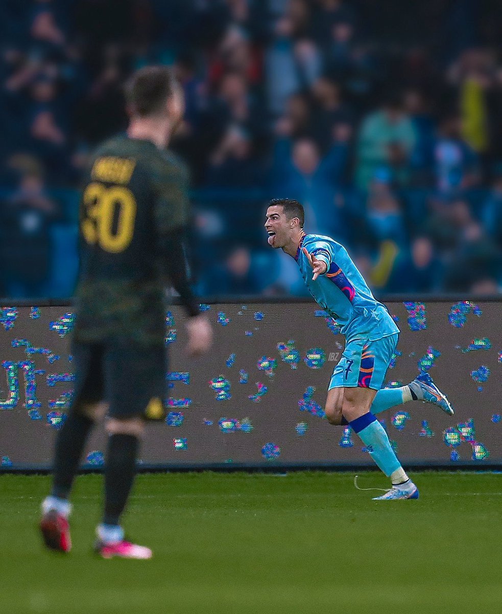 El debate Ronaldo-Mesi se ganó en 2016, con la Euro de Cristiano y la retirada de Messi.

Acabó en 2017 con la 2ª Champions seguida

En 2018 Cristiano superó a Pelé como el GOAT

Qatar 2022 abrió el debate si Messi es el mejor ARGENTINO de la historia

Y Negreira invalidó todo😁