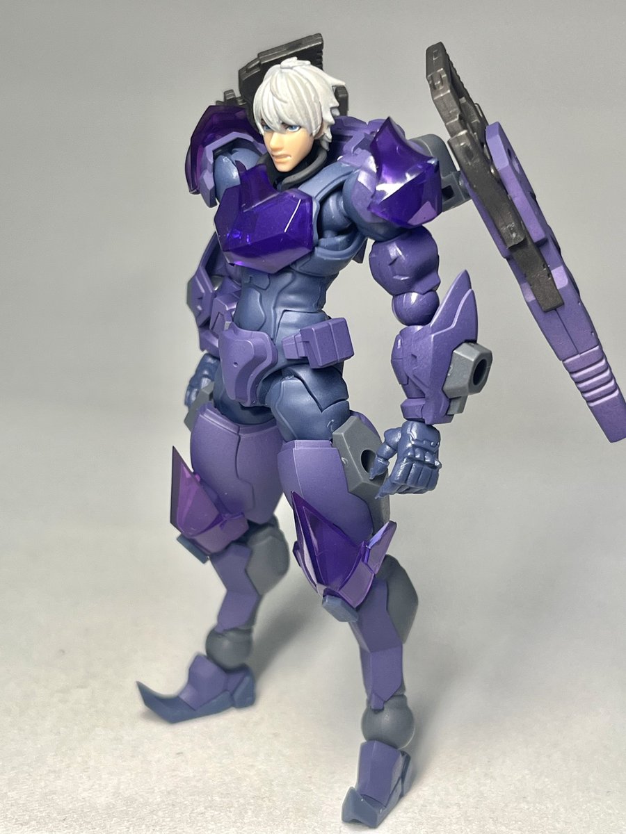 T_kick1978's tweet image. ビショップを「ノワール」に寄せて塗装しました。

アッシュ君の闇堕ちした兄貴という設定です♪

 #ヘキサギア