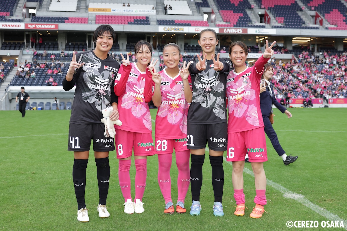 cerezo_ladies's tweet image. 🌸🌸🌸ーーーーーーーーー
クリーンシートで勝利🙌
選手たちの喜びの表情✌️☺️✌️
ーーーーーーーーーー🌸🌸🌸

#ForOurOsaka
#セレッソ大阪ヤンマーレディース
#セレッソ大阪