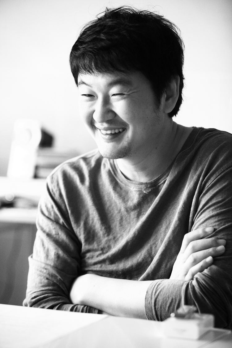 SoesUusu's tweet photo. Hur Jin-ho Compilation

Happiness (2007)
April Snow (2005) 
One Fine Spring Day (2001)
Christmas in August (1998) 
Season of Good Rain (2009)
The Last Princess (2016) 
Five Senses of Eros (2009) 

1080p REMUX
subs: eng
(136.21 GB)

https://t.co/ZFDIPFkvWg https://t.co/IiI2leMiWp