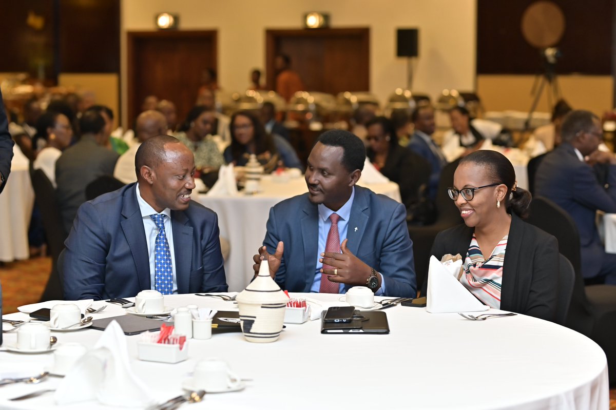Leaders_Pray's tweet photo. This Sunday #RLF hosts a Prayer Breakfast
with over 200 agriculture leaders, policy makers, cooperatives, agripreneurs &amp; partners. They meet to pray and reflect on “Building a Stable &amp; Thriving Farming Community as a Shared Responsibility.”
#LeadersPray #Agriculture @RwandaAgri https://t.co/K8VDgvSZbb