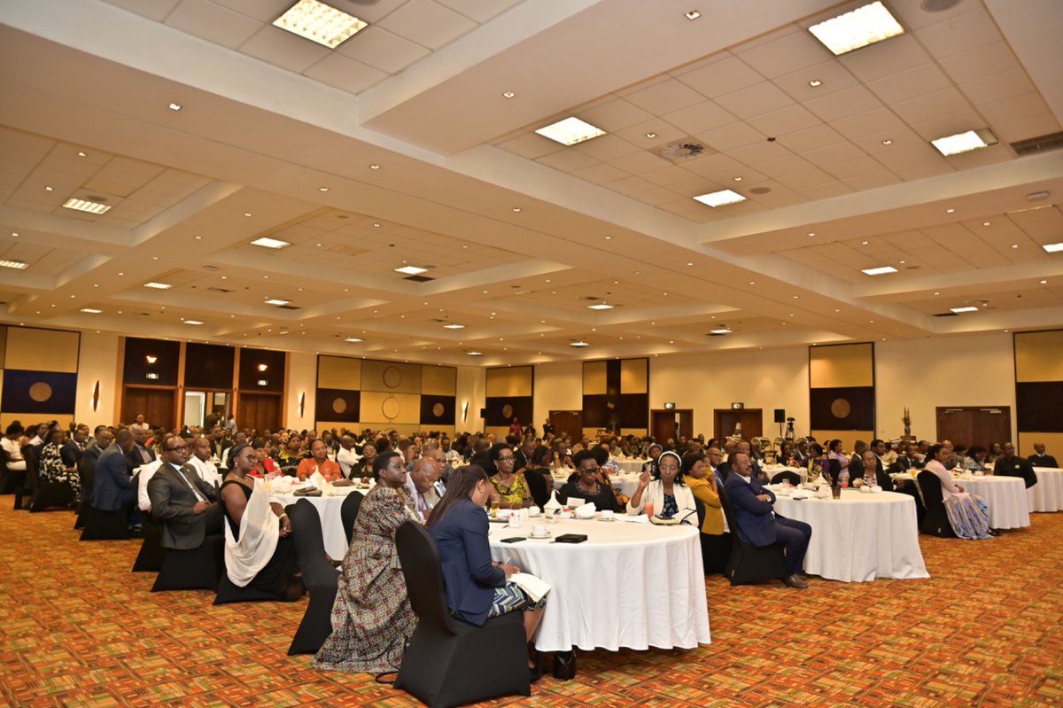Leaders_Pray's tweet photo. This Sunday #RLF hosts a Prayer Breakfast
with over 200 agriculture leaders, policy makers, cooperatives, agripreneurs &amp; partners. They meet to pray and reflect on “Building a Stable &amp; Thriving Farming Community as a Shared Responsibility.”
#LeadersPray #Agriculture @RwandaAgri https://t.co/K8VDgvSZbb