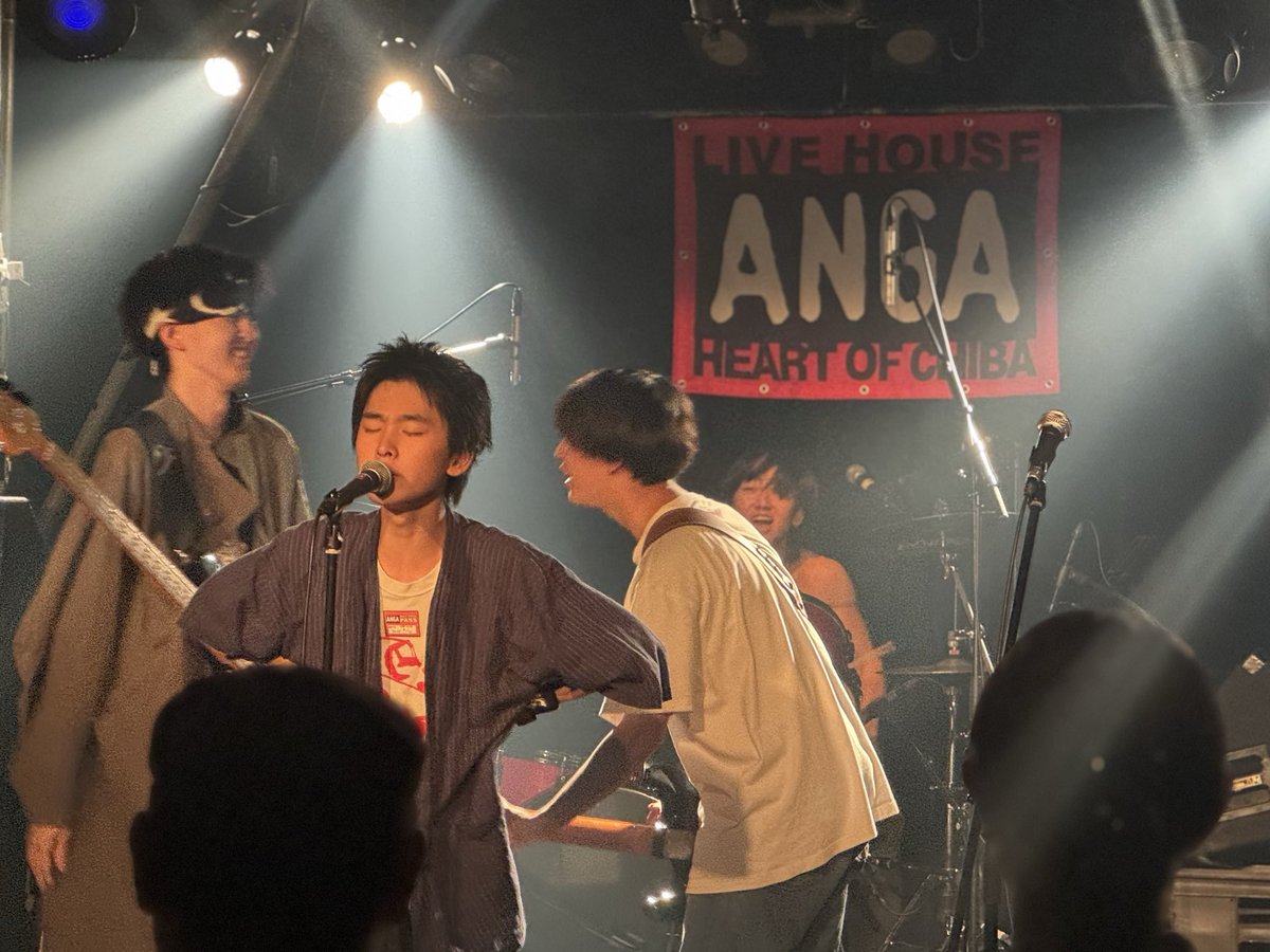 surrender_punk's tweet photo. Theプレーパークさん��高校生パンクバンド！ https://t.co/ylKsFJ3hAI
