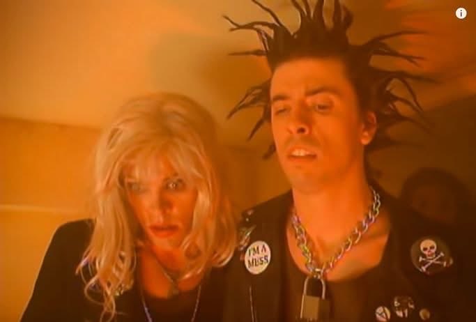 16 years ago on this week, Foo Fighters published their "Everlong" music video on YouTube.