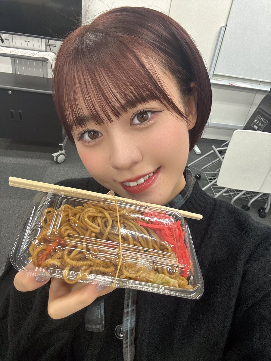 東北⼯業⼤学 ⼤学祭『五⼗彩（パレット）』
2日間ありがとうございました✨
出演させて頂き光栄です！
学園祭の雰囲気味わえて、とっても楽しかった☺️
#工大祭 #LIIiEN #リアン