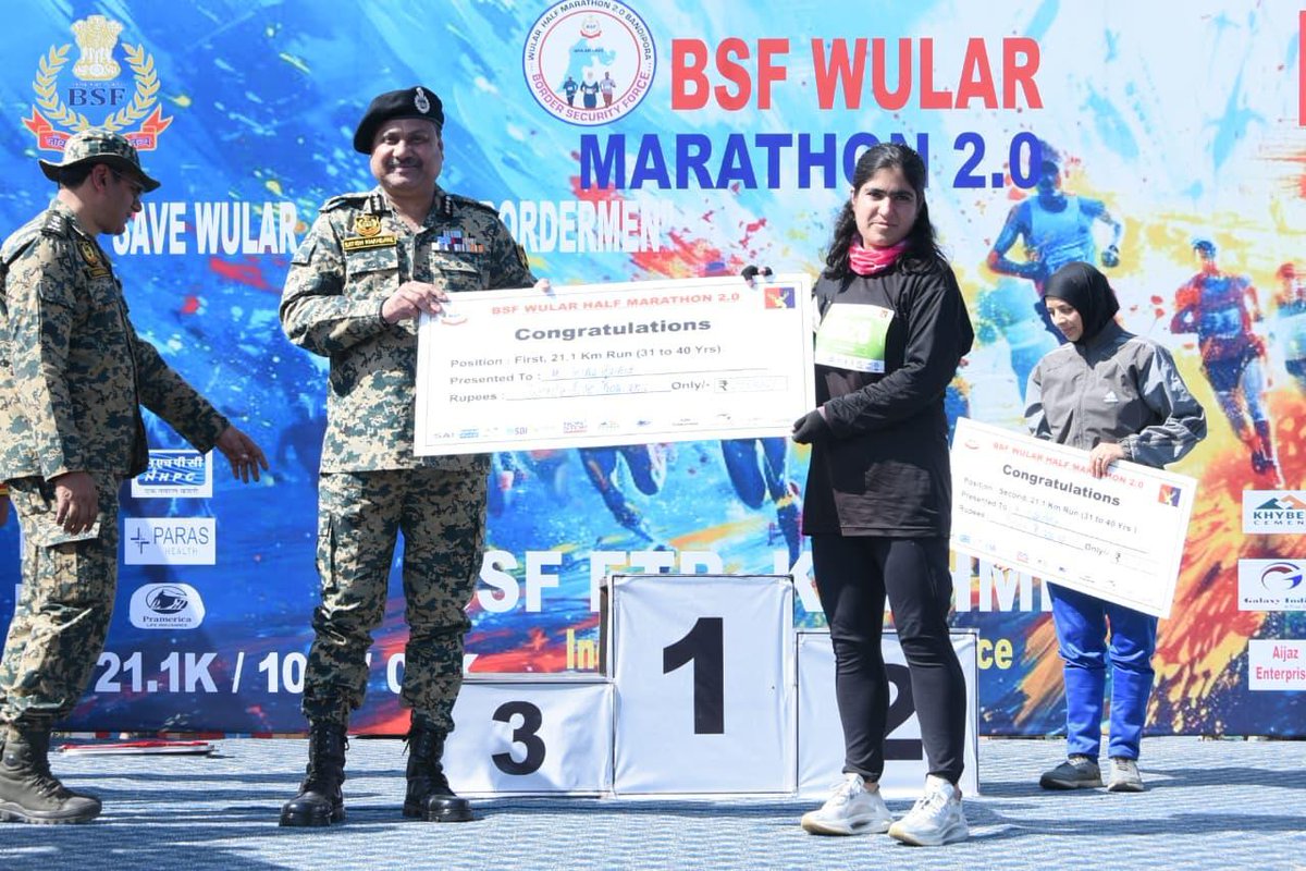 BSF Kashmir (@bsf_kashmir) on Twitter photo <a href="/BSF_Kashmir/">BSF Kashmir</a> hosted 2nd edition of Wular Half Marathon 2.0 under theme “Save Wular, Run with Bordermen” ! Over 3000 runners, including professional runners, youth & #Bordermen ran for conservation of Lake Wular. Sh Satish S Khandare, IPS, ADG, WC distributed prizes to the winner. <a href="/BSF_Kashmir/">BSF Kashmir</a> hosted 2nd edition of Wular Half Marathon 2.0 under theme “Save Wular, Run with Bordermen” ! Over 3000 runners, including professional runners, youth & #Bordermen ran for conservation of Lake Wular. Sh Satish S Khandare, IPS, ADG, WC distributed prizes to the winner.