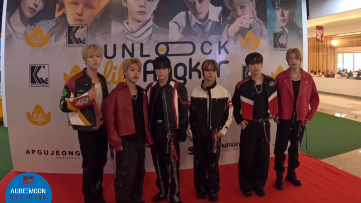 nchiveofficial's tweet image. [📺]

엔카이 브이로그 (NCHIV-LOG) 캄보디아 비하인드 #3

🔗 youtu.be/7XliDoT3jMY

#NCV #NCHIVE #엔카이브