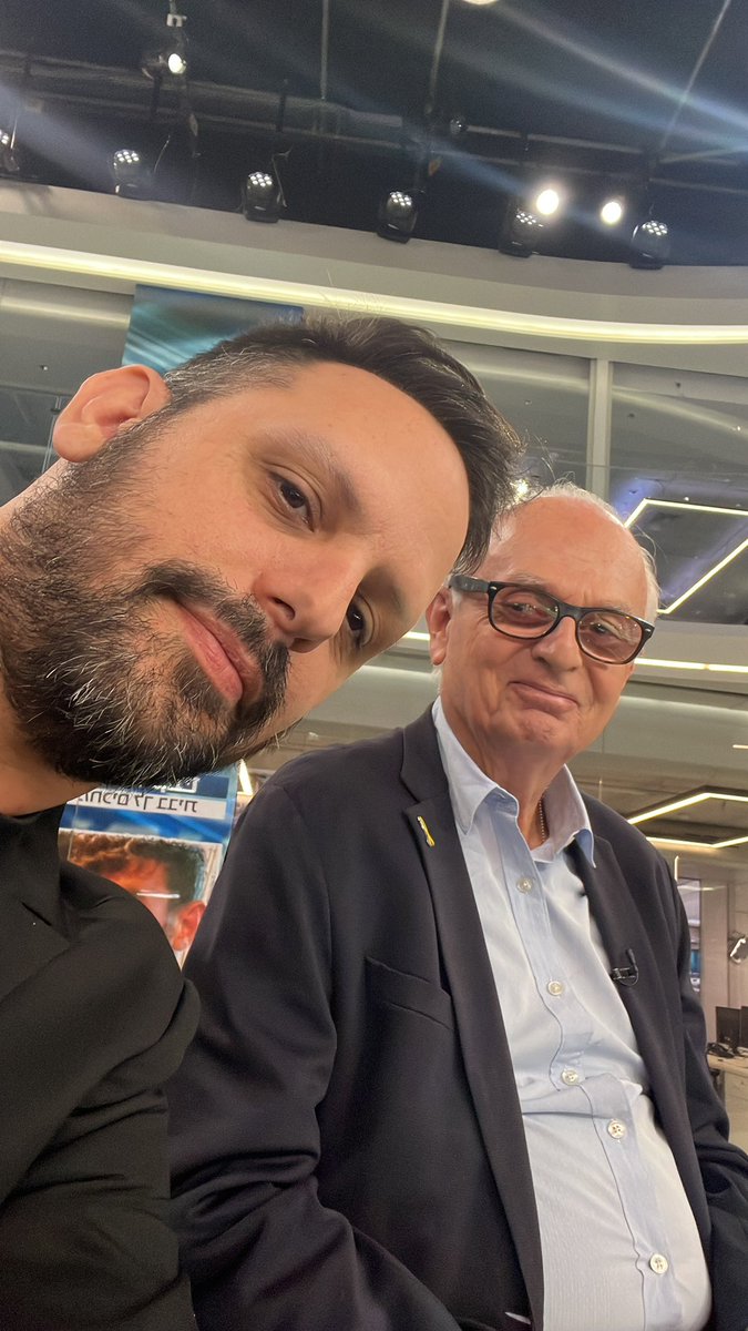 DembinDC's tweet image. איתכם בערוץ 13 עם @ShekDaniel באולפן של @sharonkidon בשעתיים הקרובות. בואו גם.