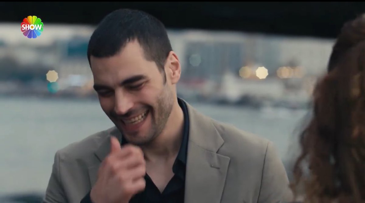 amorelmh's tweet image. ,korkarım sen benim en sevdiğim hatam olacaksın’ 
film değil de sanki bu senin gizli aşk itirafın timur.. 
o gülüşleri ❤️‍🩹

#veliaht #timhan