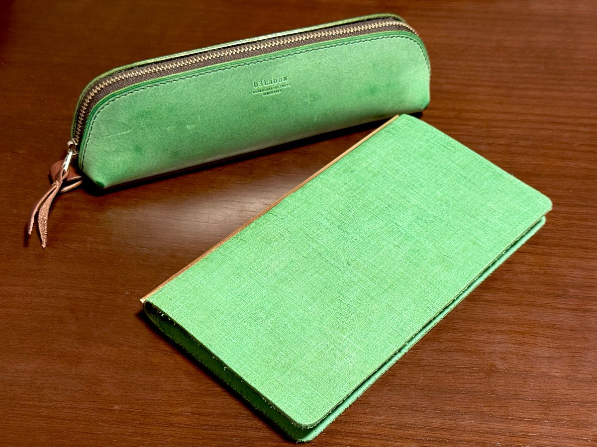 QOL1212's tweet image. 伊東屋システム手帳サロンの戦利品①
プロッター　テンペスティ　グリーン　ナロー

抹茶のような色味が最高✨
いま1番使ってるb3Laboのペンケースと色味がベストマッチでした😳💕

#伊東屋
#PLOTTER